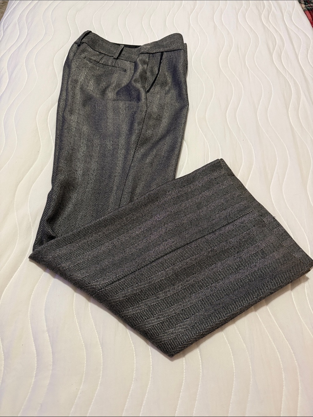LOFT Black Lined Skirt with Beige Trim Size 4 S
